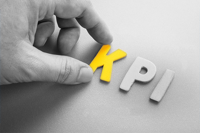 شاخص های کلیدی عملکرد KPIs در مدیریت ارتباط با مشتری CRM